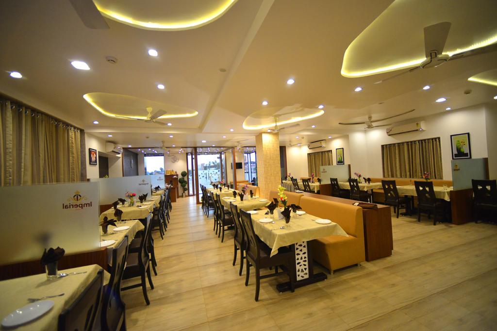The Grand Imperial Hotel Morbi Zewnętrze zdjęcie