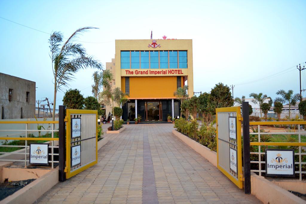 The Grand Imperial Hotel Morbi Zewnętrze zdjęcie